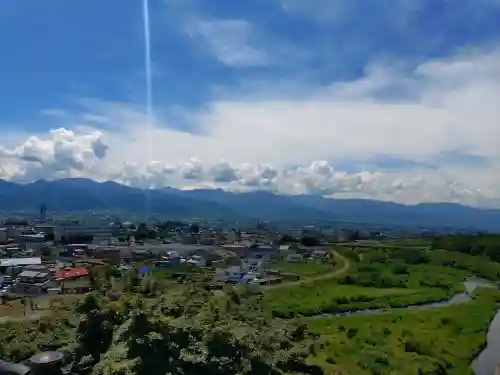 差出磯大嶽山神社 仕事と健康と厄よけの神さま(山梨県)