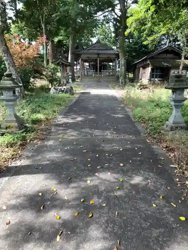 波古神社の建物その他