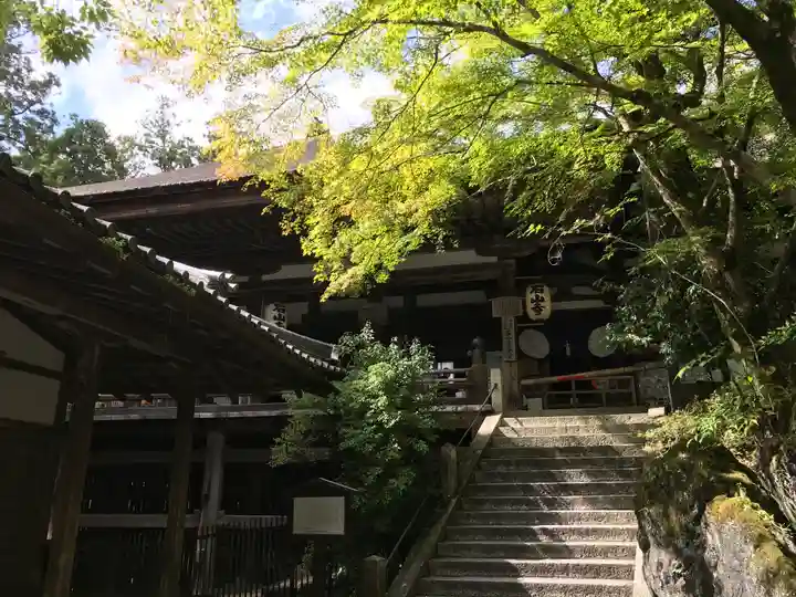 石山寺の本殿・本堂