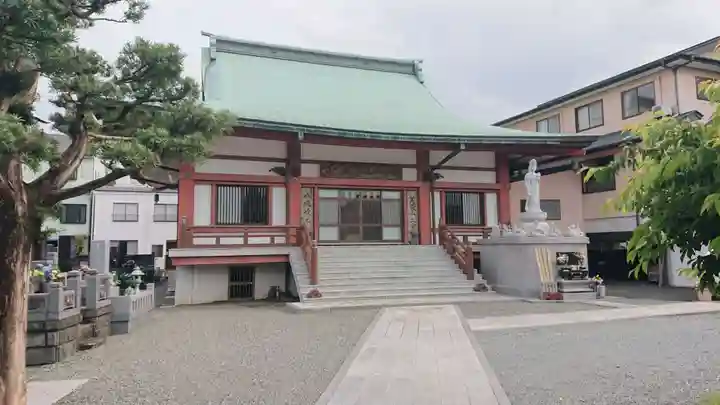 立安寺の本殿・本堂