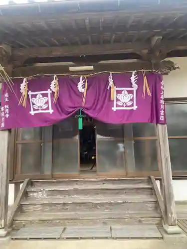 秋月寺の本殿・本堂