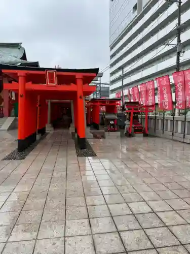 東京羽田 穴守稲荷神社の{uncategorized: "未分類", other: "その他", undefined: "問題あり", building: "その他建物", grave: "お墓", sacred_gate: "鳥居", guardian: "狛犬", statue: "像", buddha: "仏像", history: "歴史", nature: "自然", garden: "庭園", animal: "動物", pagoda: "塔", temizu: "手水舎", mountain_gate: "山門・神門", sanctuary: "本殿・本堂", subordinate: "末社・摂社", art: "芸術", scenery: "景色", jizo: "地蔵", ema: "絵馬", goshuin: "御朱印", omikuji: "おみくじ", items: "授与品その他", amulet: "お守り", goshuincho: "御朱印帳", eats: "食事", festival: "お祭り", votive_dance: "神楽", shichigosan: "七五三参", wedding: "結婚式", experience: "体験その他", initially: "初詣", around: "周辺", anti_infection: "感染症対策"}