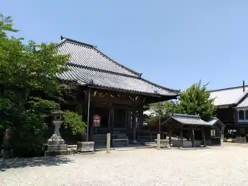 地藏院（寳蔵寺）の本殿・本堂
