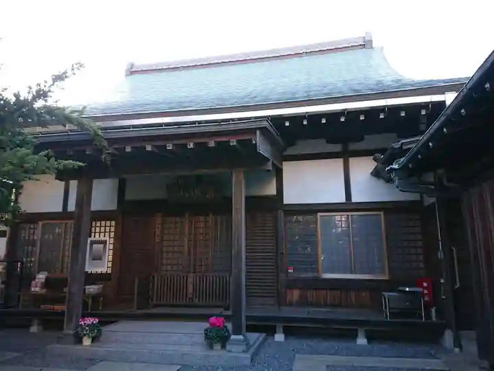 長昌寺の本殿・本堂