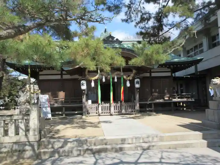 岩屋神社の本殿・本堂