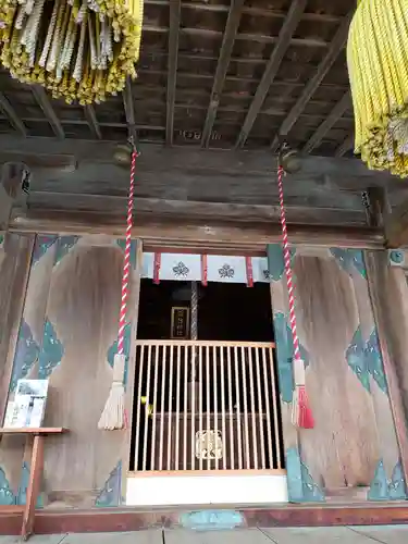 諏訪神社の本殿・本堂