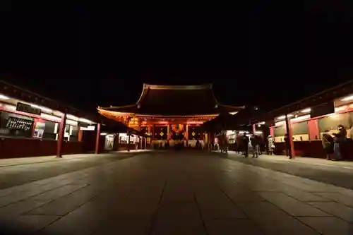 浅草寺の本殿