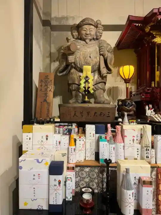 伊勢の国 四天王寺の{uncategorized: "未分類", other: "その他", undefined: "問題あり", building: "その他建物", grave: "お墓", sacred_gate: "鳥居", guardian: "狛犬", statue: "像", buddha: "仏像", history: "歴史", nature: "自然", garden: "庭園", animal: "動物", pagoda: "塔", temizu: "手水舎", mountain_gate: "山門・神門", sanctuary: "本殿・本堂", subordinate: "末社・摂社", art: "芸術", scenery: "景色", jizo: "地蔵", ema: "絵馬", goshuin: "御朱印", omikuji: "おみくじ", items: "授与品その他", amulet: "お守り", goshuincho: "御朱印帳", eats: "食事", festival: "お祭り", votive_dance: "神楽", shichigosan: "七五三参", wedding: "結婚式", experience: "体験その他", initially: "初詣", around: "周辺", anti_infection: "感染症対策"}