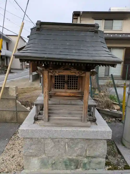 湯谷神社の{uncategorized: "未分類", other: "その他", undefined: "問題あり", building: "その他建物", grave: "お墓", sacred_gate: "鳥居", guardian: "狛犬", statue: "像", buddha: "仏像", history: "歴史", nature: "自然", garden: "庭園", animal: "動物", pagoda: "塔", temizu: "手水舎", mountain_gate: "山門・神門", sanctuary: "本殿・本堂", subordinate: "末社・摂社", art: "芸術", scenery: "景色", jizo: "地蔵", ema: "絵馬", goshuin: "御朱印", omikuji: "おみくじ", items: "授与品その他", amulet: "お守り", goshuincho: "御朱印帳", eats: "食事", festival: "お祭り", votive_dance: "神楽", shichigosan: "七五三参", wedding: "結婚式", experience: "体験その他", initially: "初詣", around: "周辺", anti_infection: "感染症対策"}