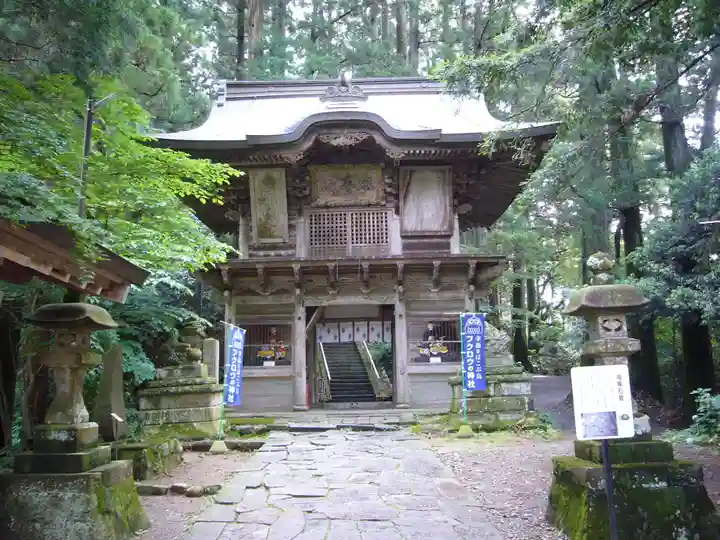 鷲子山上神社の山門・神門