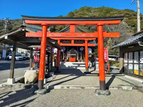 多度稲荷神社の鳥居
