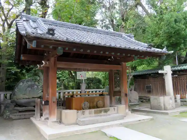 牛嶋神社の手水舎