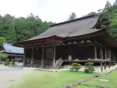 西明寺の本殿・本堂
