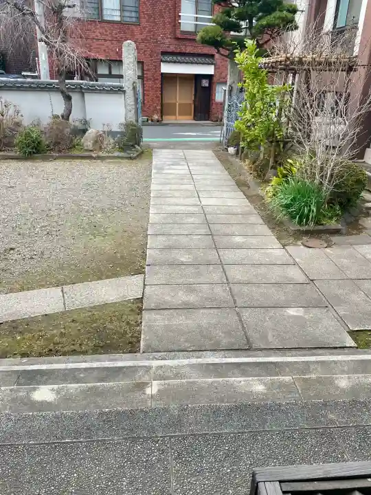 大正寺の{uncategorized: "未分類", other: "その他", undefined: "問題あり", building: "その他建物", grave: "お墓", sacred_gate: "鳥居", guardian: "狛犬", statue: "像", buddha: "仏像", history: "歴史", nature: "自然", garden: "庭園", animal: "動物", pagoda: "塔", temizu: "手水舎", mountain_gate: "山門・神門", sanctuary: "本殿・本堂", subordinate: "末社・摂社", art: "芸術", scenery: "景色", jizo: "地蔵", ema: "絵馬", goshuin: "御朱印", omikuji: "おみくじ", items: "授与品その他", amulet: "お守り", goshuincho: "御朱印帳", eats: "食事", festival: "お祭り", votive_dance: "神楽", shichigosan: "七五三参", wedding: "結婚式", experience: "体験その他", initially: "初詣", around: "周辺", anti_infection: "感染症対策"}