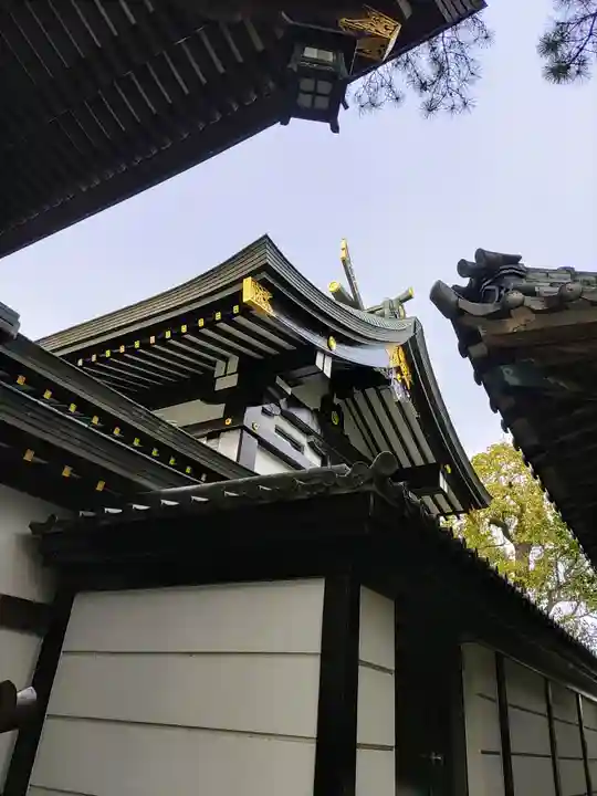 和泉八劔神社の本殿・本堂