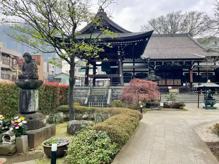 西雲寺の{uncategorized: "未分類", other: "その他", undefined: "問題あり", building: "その他建物", grave: "お墓", sacred_gate: "鳥居", guardian: "狛犬", statue: "像", buddha: "仏像", history: "歴史", nature: "自然", garden: "庭園", animal: "動物", pagoda: "塔", temizu: "手水舎", mountain_gate: "山門・神門", sanctuary: "本殿・本堂", subordinate: "末社・摂社", art: "芸術", scenery: "景色", jizo: "地蔵", ema: "絵馬", goshuin: "御朱印", omikuji: "おみくじ", items: "授与品その他", amulet: "お守り", goshuincho: "御朱印帳", eats: "食事", festival: "お祭り", votive_dance: "神楽", shichigosan: "七五三参", wedding: "結婚式", experience: "体験その他", initially: "初詣", around: "周辺", anti_infection: "感染症対策"}