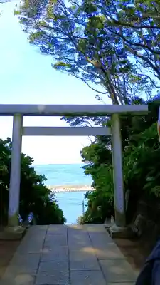 酒列磯前神社の{uncategorized: "未分類", other: "その他", undefined: "問題あり", building: "その他建物", grave: "お墓", sacred_gate: "鳥居", guardian: "狛犬", statue: "像", buddha: "仏像", history: "歴史", nature: "自然", garden: "庭園", animal: "動物", pagoda: "塔", temizu: "手水舎", mountain_gate: "山門・神門", sanctuary: "本殿・本堂", subordinate: "末社・摂社", art: "芸術", scenery: "景色", jizo: "地蔵", ema: "絵馬", goshuin: "御朱印", omikuji: "おみくじ", items: "授与品その他", amulet: "お守り", goshuincho: "御朱印帳", eats: "食事", festival: "お祭り", votive_dance: "神楽", shichigosan: "七五三参", wedding: "結婚式", experience: "体験その他", initially: "初詣", around: "周辺", anti_infection: "感染症対策"}