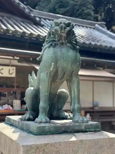 宝山寺の狛犬