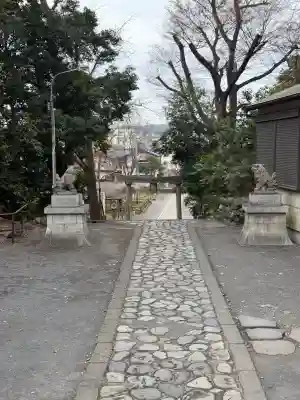 日吉神社の{uncategorized: "未分類", other: "その他", undefined: "問題あり", building: "その他建物", grave: "お墓", sacred_gate: "鳥居", guardian: "狛犬", statue: "像", buddha: "仏像", history: "歴史", nature: "自然", garden: "庭園", animal: "動物", pagoda: "塔", temizu: "手水舎", mountain_gate: "山門・神門", sanctuary: "本殿・本堂", subordinate: "末社・摂社", art: "芸術", scenery: "景色", jizo: "地蔵", ema: "絵馬", goshuin: "御朱印", omikuji: "おみくじ", items: "授与品その他", amulet: "お守り", goshuincho: "御朱印帳", eats: "食事", festival: "お祭り", votive_dance: "神楽", shichigosan: "七五三参", wedding: "結婚式", experience: "体験その他", initially: "初詣", around: "周辺", anti_infection: "感染症対策"}