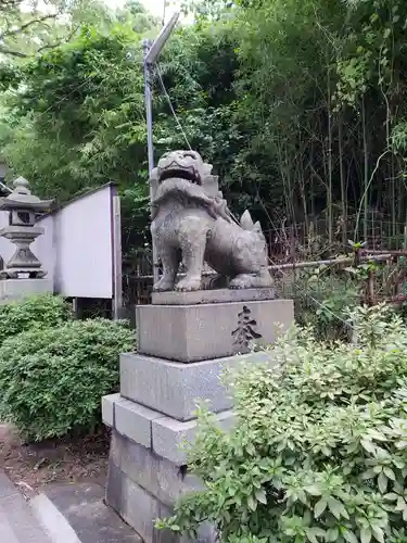 春日神社の狛犬