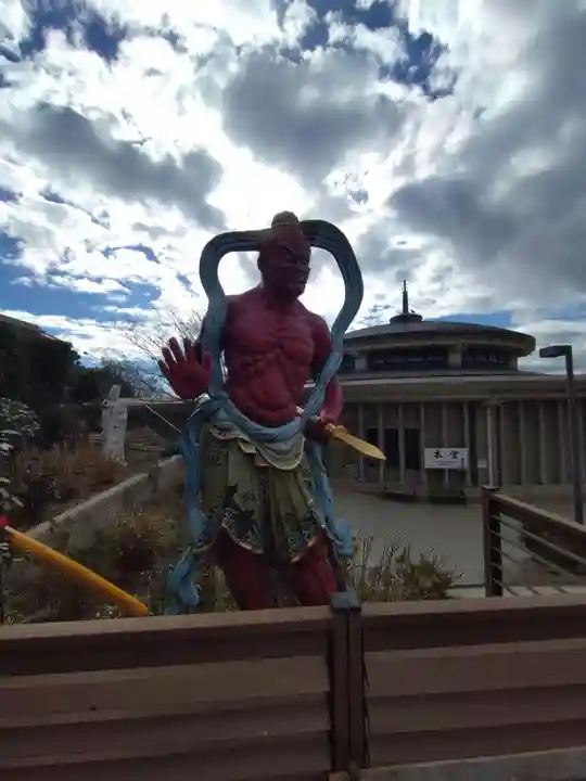 最福寺別院江の島大師の像