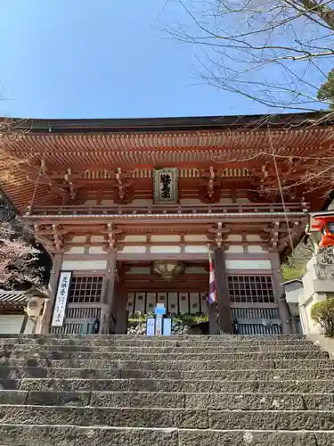 鞍馬寺の山門・神門