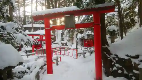 白石神社の鳥居