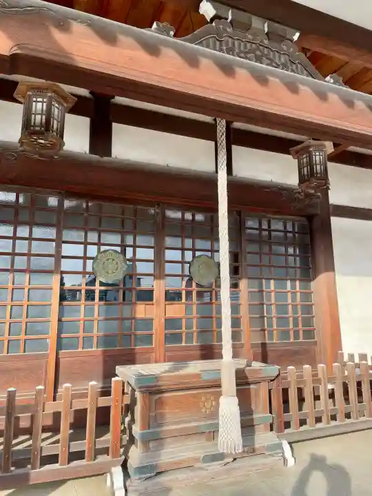 萬満寺の{uncategorized: "未分類", other: "その他", undefined: "問題あり", building: "その他建物", grave: "お墓", sacred_gate: "鳥居", guardian: "狛犬", statue: "像", buddha: "仏像", history: "歴史", nature: "自然", garden: "庭園", animal: "動物", pagoda: "塔", temizu: "手水舎", mountain_gate: "山門・神門", sanctuary: "本殿・本堂", subordinate: "末社・摂社", art: "芸術", scenery: "景色", jizo: "地蔵", ema: "絵馬", goshuin: "御朱印", omikuji: "おみくじ", items: "授与品その他", amulet: "お守り", goshuincho: "御朱印帳", eats: "食事", festival: "お祭り", votive_dance: "神楽", shichigosan: "七五三参", wedding: "結婚式", experience: "体験その他", initially: "初詣", around: "周辺", anti_infection: "感染症対策"}