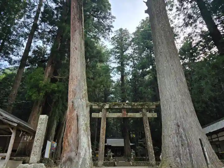 室生龍穴神社(奈良県)