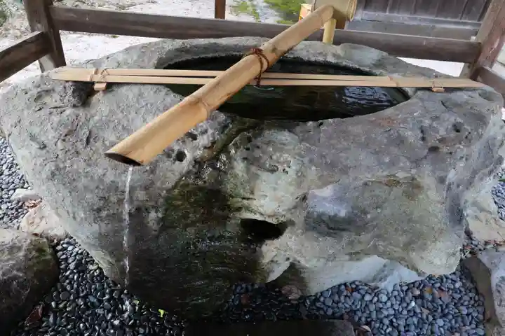 松江神社の手水舎