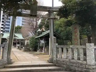 綾瀬稲荷神社の鳥居
