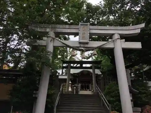 鳩ヶ谷氷川神社の鳥居