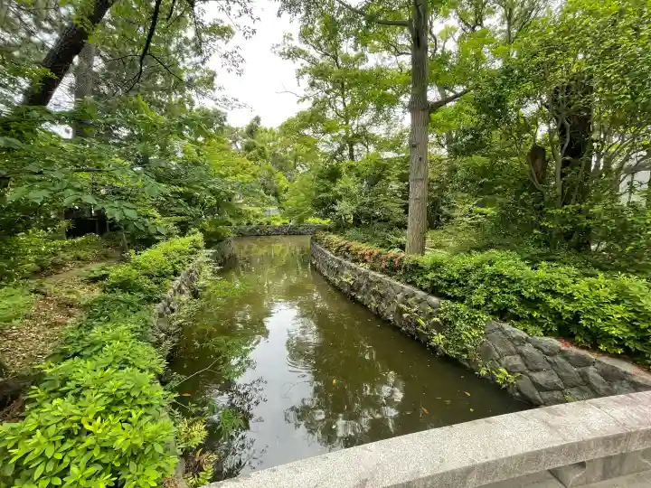 宮山神社の{uncategorized: "未分類", other: "その他", undefined: "問題あり", building: "その他建物", grave: "お墓", sacred_gate: "鳥居", guardian: "狛犬", statue: "像", buddha: "仏像", history: "歴史", nature: "自然", garden: "庭園", animal: "動物", pagoda: "塔", temizu: "手水舎", mountain_gate: "山門・神門", sanctuary: "本殿・本堂", subordinate: "末社・摂社", art: "芸術", scenery: "景色", jizo: "地蔵", ema: "絵馬", goshuin: "御朱印", omikuji: "おみくじ", items: "授与品その他", amulet: "お守り", goshuincho: "御朱印帳", eats: "食事", festival: "お祭り", votive_dance: "神楽", shichigosan: "七五三参", wedding: "結婚式", experience: "体験その他", initially: "初詣", around: "周辺", anti_infection: "感染症対策"}