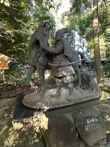 駒木諏訪神社の像