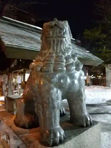 北海道神宮頓宮の狛犬