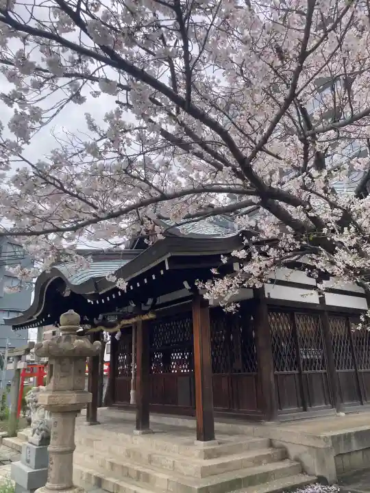 八宮神社の{uncategorized: "未分類", other: "その他", undefined: "問題あり", building: "その他建物", grave: "お墓", sacred_gate: "鳥居", guardian: "狛犬", statue: "像", buddha: "仏像", history: "歴史", nature: "自然", garden: "庭園", animal: "動物", pagoda: "塔", temizu: "手水舎", mountain_gate: "山門・神門", sanctuary: "本殿・本堂", subordinate: "末社・摂社", art: "芸術", scenery: "景色", jizo: "地蔵", ema: "絵馬", goshuin: "御朱印", omikuji: "おみくじ", items: "授与品その他", amulet: "お守り", goshuincho: "御朱印帳", eats: "食事", festival: "お祭り", votive_dance: "神楽", shichigosan: "七五三参", wedding: "結婚式", experience: "体験その他", initially: "初詣", around: "周辺", anti_infection: "感染症対策"}