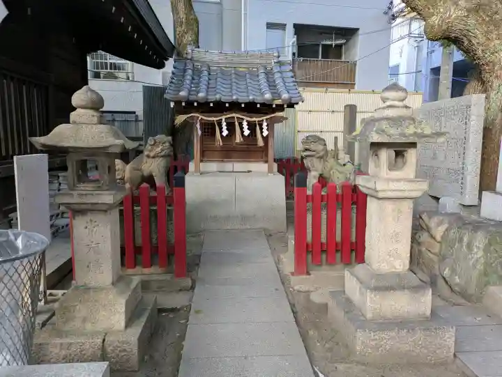 足の神様 服部天神宮の{uncategorized: "未分類", other: "その他", undefined: "問題あり", building: "その他建物", grave: "お墓", sacred_gate: "鳥居", guardian: "狛犬", statue: "像", buddha: "仏像", history: "歴史", nature: "自然", garden: "庭園", animal: "動物", pagoda: "塔", temizu: "手水舎", mountain_gate: "山門・神門", sanctuary: "本殿・本堂", subordinate: "末社・摂社", art: "芸術", scenery: "景色", jizo: "地蔵", ema: "絵馬", goshuin: "御朱印", omikuji: "おみくじ", items: "授与品その他", amulet: "お守り", goshuincho: "御朱印帳", eats: "食事", festival: "お祭り", votive_dance: "神楽", shichigosan: "七五三参", wedding: "結婚式", experience: "体験その他", initially: "初詣", around: "周辺", anti_infection: "感染症対策"}