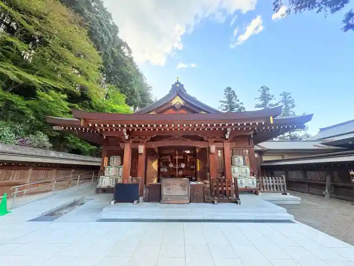 高麗神社の{uncategorized: "未分類", other: "その他", undefined: "問題あり", building: "その他建物", grave: "お墓", sacred_gate: "鳥居", guardian: "狛犬", statue: "像", buddha: "仏像", history: "歴史", nature: "自然", garden: "庭園", animal: "動物", pagoda: "塔", temizu: "手水舎", mountain_gate: "山門・神門", sanctuary: "本殿・本堂", subordinate: "末社・摂社", art: "芸術", scenery: "景色", jizo: "地蔵", ema: "絵馬", goshuin: "御朱印", omikuji: "おみくじ", items: "授与品その他", amulet: "お守り", goshuincho: "御朱印帳", eats: "食事", festival: "お祭り", votive_dance: "神楽", shichigosan: "七五三参", wedding: "結婚式", experience: "体験その他", initially: "初詣", around: "周辺", anti_infection: "感染症対策"}