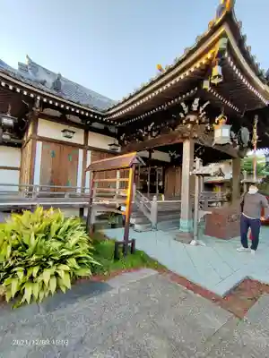 燈明寺の本殿・本堂