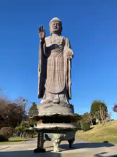 東本願寺本廟 牛久浄苑（牛久大仏）(茨城県)