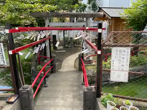 磐井神社の末社