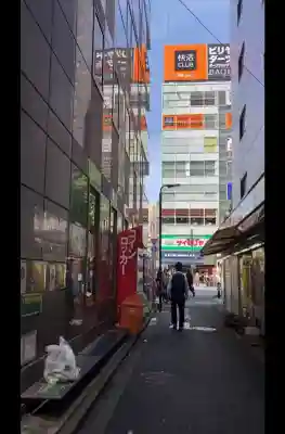 花房稲荷神社の{uncategorized: "未分類", other: "その他", undefined: "問題あり", building: "その他建物", grave: "お墓", sacred_gate: "鳥居", guardian: "狛犬", statue: "像", buddha: "仏像", history: "歴史", nature: "自然", garden: "庭園", animal: "動物", pagoda: "塔", temizu: "手水舎", mountain_gate: "山門・神門", sanctuary: "本殿・本堂", subordinate: "末社・摂社", art: "芸術", scenery: "景色", jizo: "地蔵", ema: "絵馬", goshuin: "御朱印", omikuji: "おみくじ", items: "授与品その他", amulet: "お守り", goshuincho: "御朱印帳", eats: "食事", festival: "お祭り", votive_dance: "神楽", shichigosan: "七五三参", wedding: "結婚式", experience: "体験その他", initially: "初詣", around: "周辺", anti_infection: "感染症対策"}