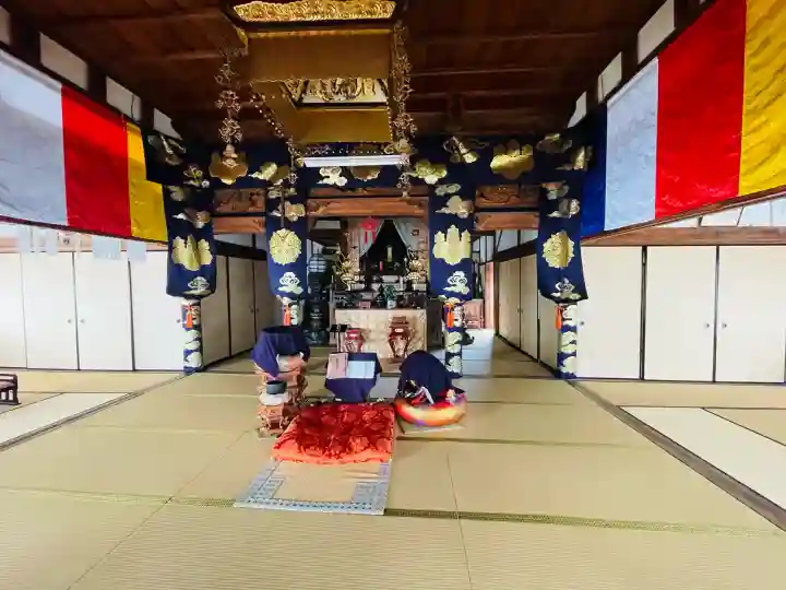 正眼院の{uncategorized: "未分類", other: "その他", undefined: "問題あり", building: "その他建物", grave: "お墓", sacred_gate: "鳥居", guardian: "狛犬", statue: "像", buddha: "仏像", history: "歴史", nature: "自然", garden: "庭園", animal: "動物", pagoda: "塔", temizu: "手水舎", mountain_gate: "山門・神門", sanctuary: "本殿・本堂", subordinate: "末社・摂社", art: "芸術", scenery: "景色", jizo: "地蔵", ema: "絵馬", goshuin: "御朱印", omikuji: "おみくじ", items: "授与品その他", amulet: "お守り", goshuincho: "御朱印帳", eats: "食事", festival: "お祭り", votive_dance: "神楽", shichigosan: "七五三参", wedding: "結婚式", experience: "体験その他", initially: "初詣", around: "周辺", anti_infection: "感染症対策"}