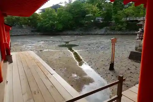 厳島神社の庭園