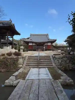 国分寺の{uncategorized: "未分類", other: "その他", undefined: "問題あり", building: "その他建物", grave: "お墓", sacred_gate: "鳥居", guardian: "狛犬", statue: "像", buddha: "仏像", history: "歴史", nature: "自然", garden: "庭園", animal: "動物", pagoda: "塔", temizu: "手水舎", mountain_gate: "山門・神門", sanctuary: "本殿・本堂", subordinate: "末社・摂社", art: "芸術", scenery: "景色", jizo: "地蔵", ema: "絵馬", goshuin: "御朱印", omikuji: "おみくじ", items: "授与品その他", amulet: "お守り", goshuincho: "御朱印帳", eats: "食事", festival: "お祭り", votive_dance: "神楽", shichigosan: "七五三参", wedding: "結婚式", experience: "体験その他", initially: "初詣", around: "周辺", anti_infection: "感染症対策"}