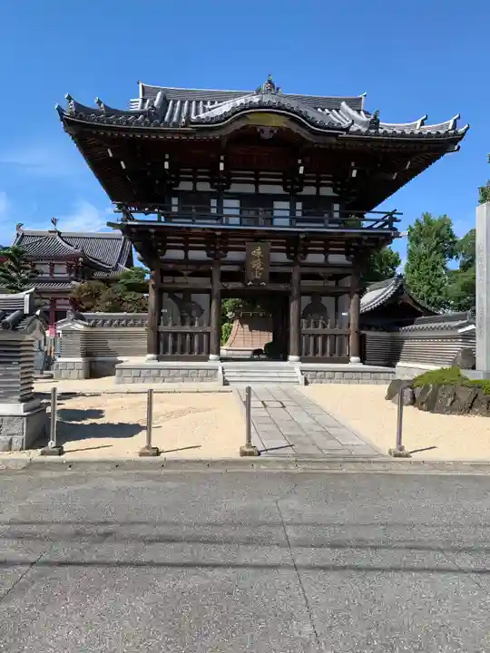 味鏡山 護國院の山門・神門