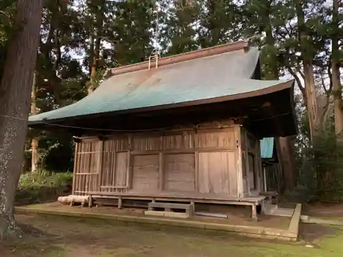 稲荷六所神社の本殿・本堂