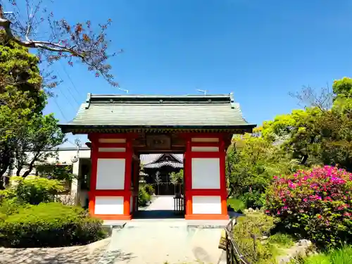 青木天満宮の山門