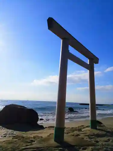 つぶてヶ浦鳥居（伊勢神宮遥拝所）の鳥居