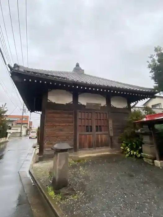 済興寺の本殿